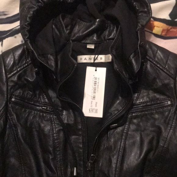 Danier Leather Jacket With Removable Hood - Picture 5 of 7